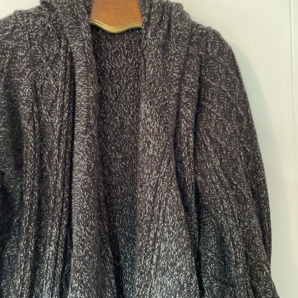 Torrid hooded sweater Beautiful sweater size 3 which is a size 22/24 - Picture 5 of 12